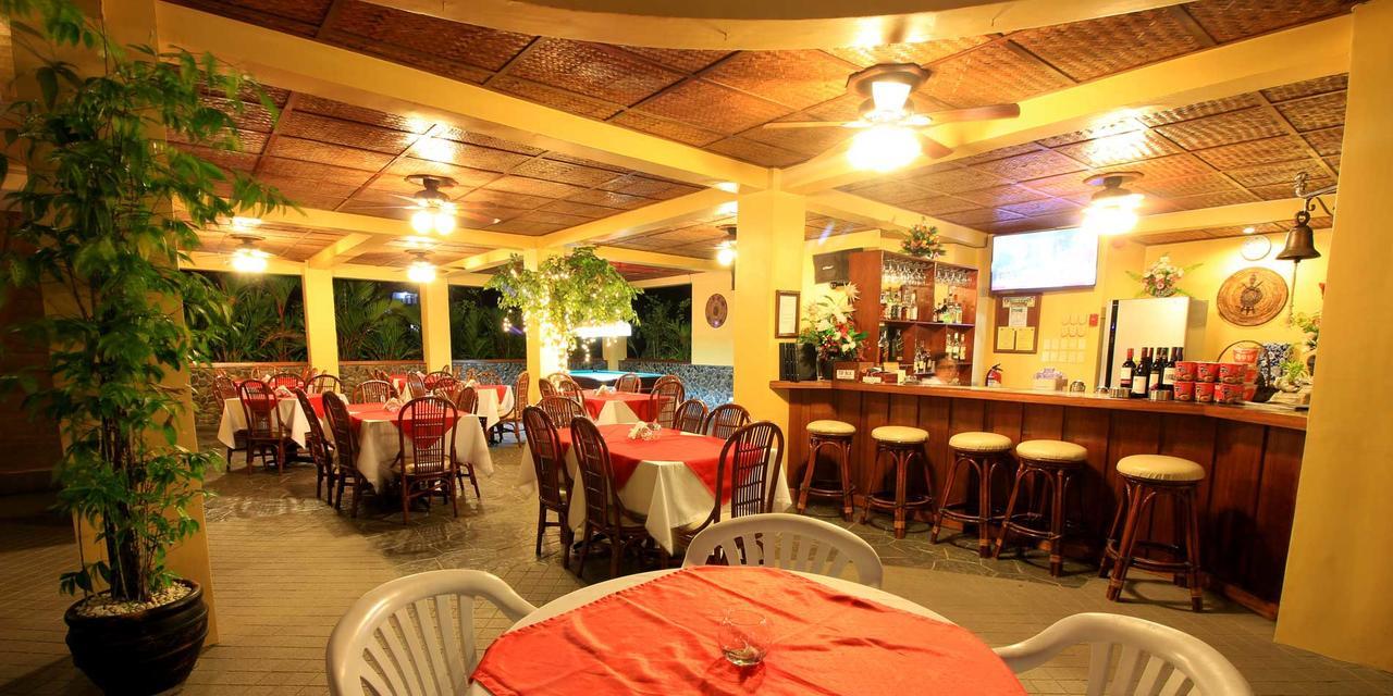 Mermaid Resort And Dive Center ปูแอร์โตกาเลรา ภายนอก รูปภาพ